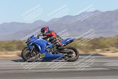 media/Oct-30-2025-Racers Edge (Thu) [[dabbdaf680]]/3-B Group/Session 4 (Turn 9 Side)/